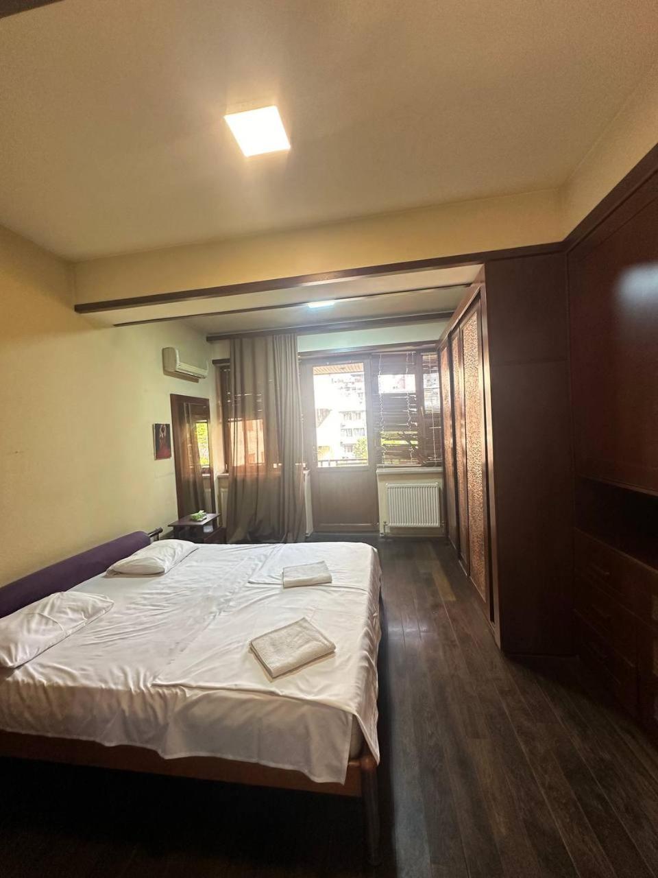 Hotel Costa เยเรวาน ภายนอก รูปภาพ